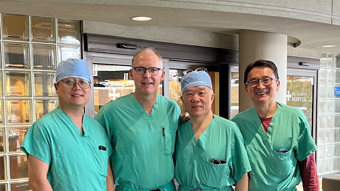 St. Luke’s Surgeon Hosts Delegation from China for Trans Carotid Artery Revascularization (TCAR) Training Image